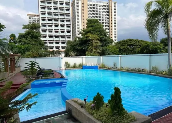 Westparc Cedar Cozy In The Heart Of Alabang Manila